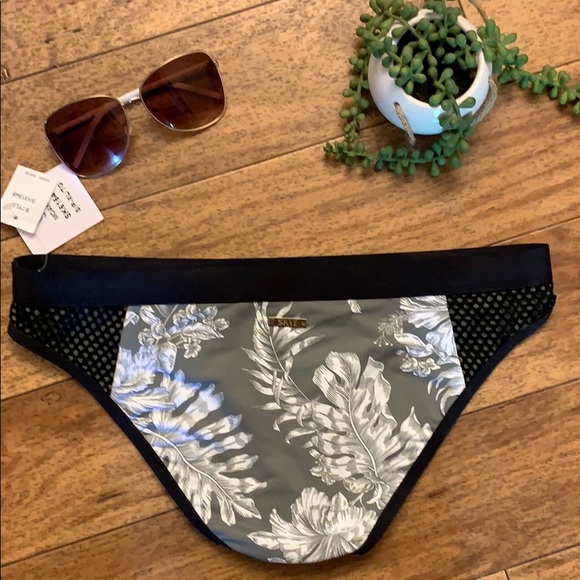 Skye swimwear hipster bikini bottoms - Picture 3 of 5